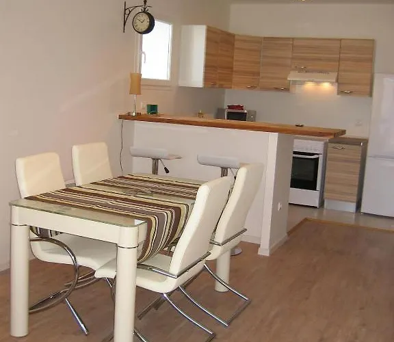 Le Beau Site アパート