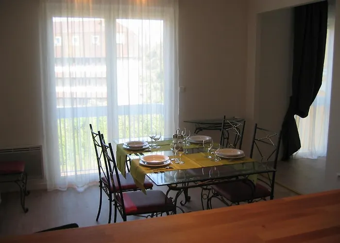 Le Beau Site アパート Capvern