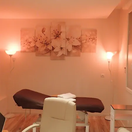 Le Beau Site Apartment *