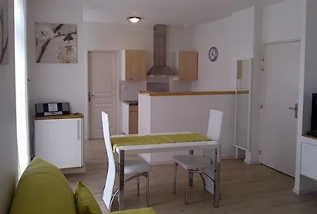 Le Beau Site Apartment