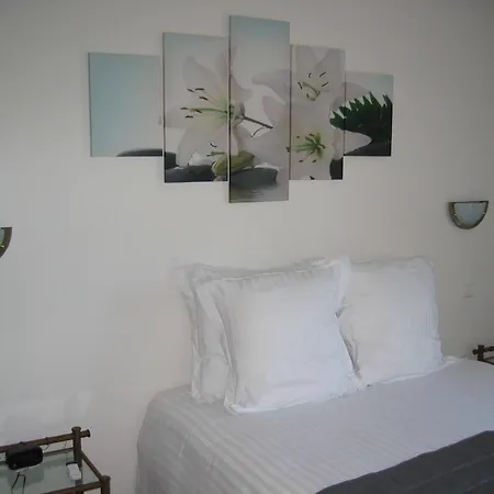 Le Beau Site Apartment *